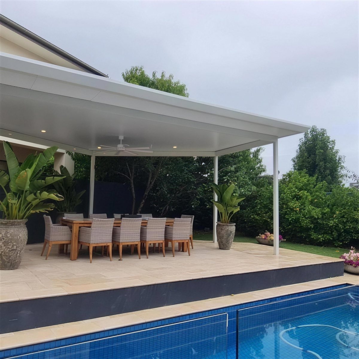 Pool alfresco dining veranda in Adelaide